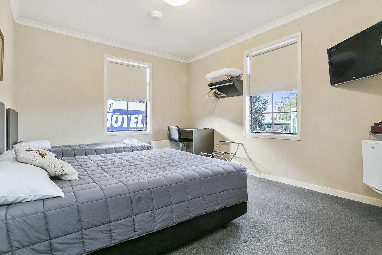No 1 Motels Кембридж Экстерьер фото
